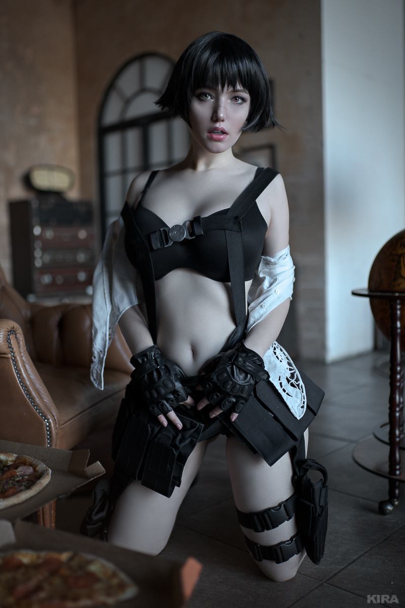 devil_may_cry___lady_cosplay_by_lyumos_ddw1nrv.jpg