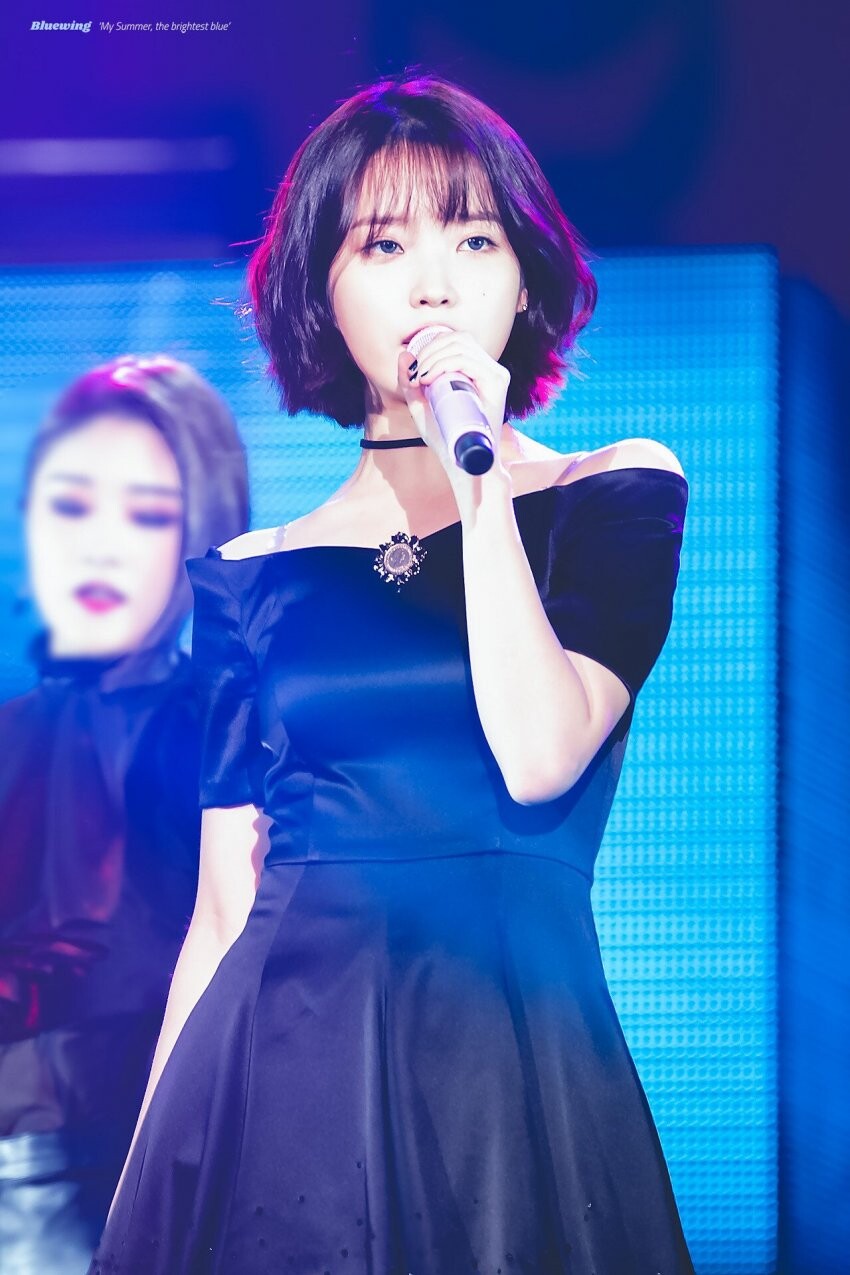 아이유) 단발머리 모음_1.jpg