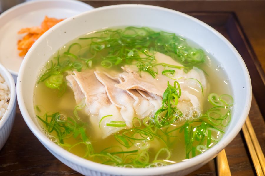 10000 동네 돼지곰탕집_2.jpg