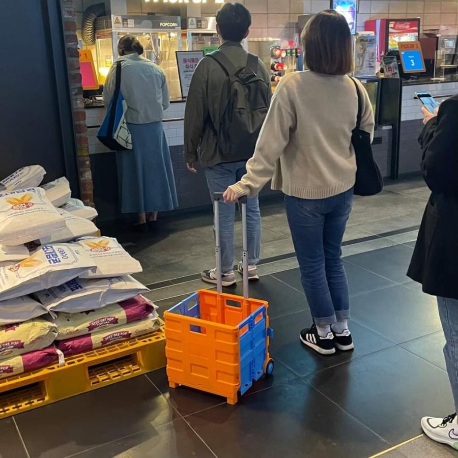 팝콘 쌓아놓고 파는 CGV 근황.jpg_5.jpg