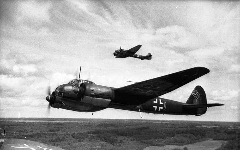 Junkers-Ju-88A-KG54-B3IK-on-climb-01.jpg