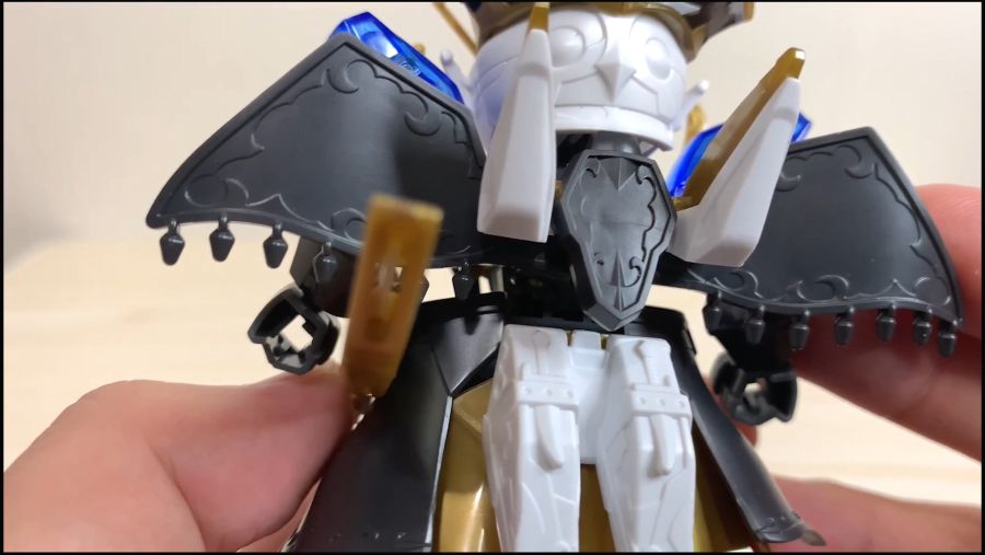 [SD건담 월드 히어로즈] 벤자민 V2 건담 리뷰_7.jpg