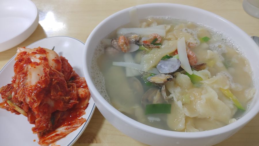 해물 수제비입니다~ | 음식 갤러리 해물 수제비입니다~ | 음식 갤러리 | 루리웹