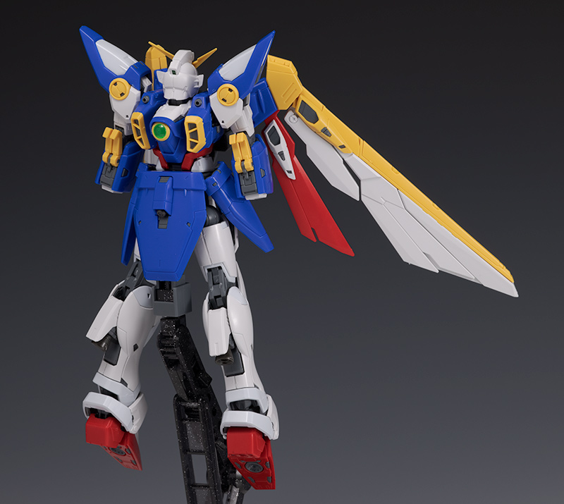 rg_winggundam079.jpg