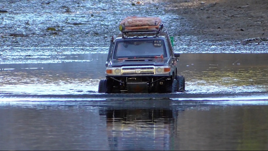 계곡주행 Toyota LC70 입니다_2.jpg