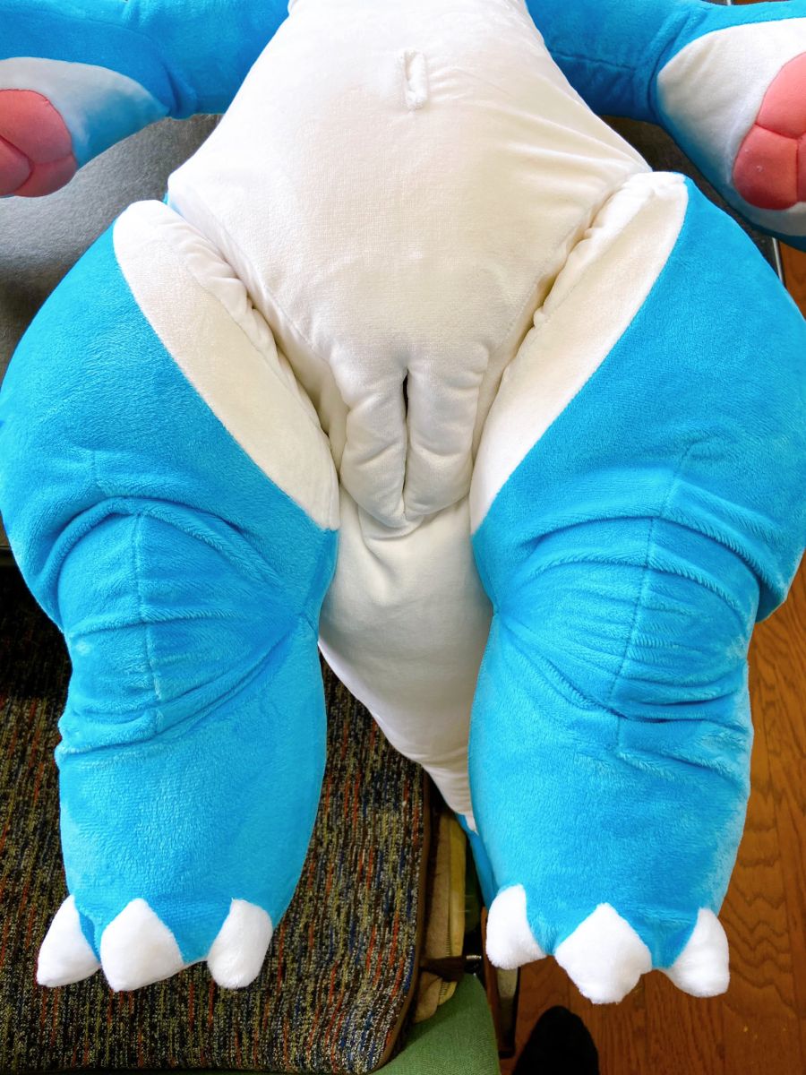 [약후방] 인형에 있는 수상한 구멍_2.jpeg