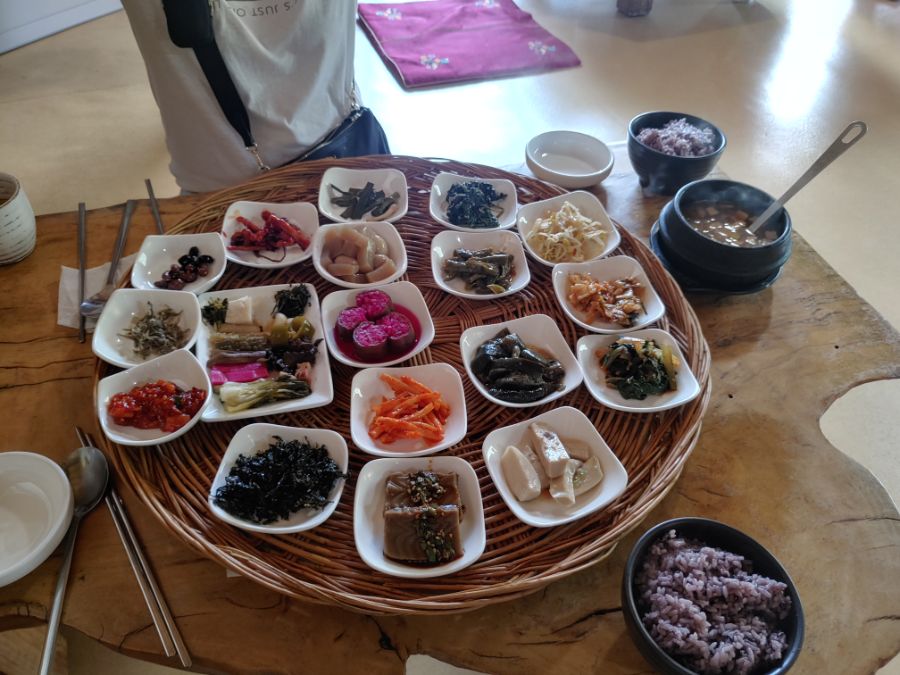 대전 외곽 한정식당 왔는데 좋음