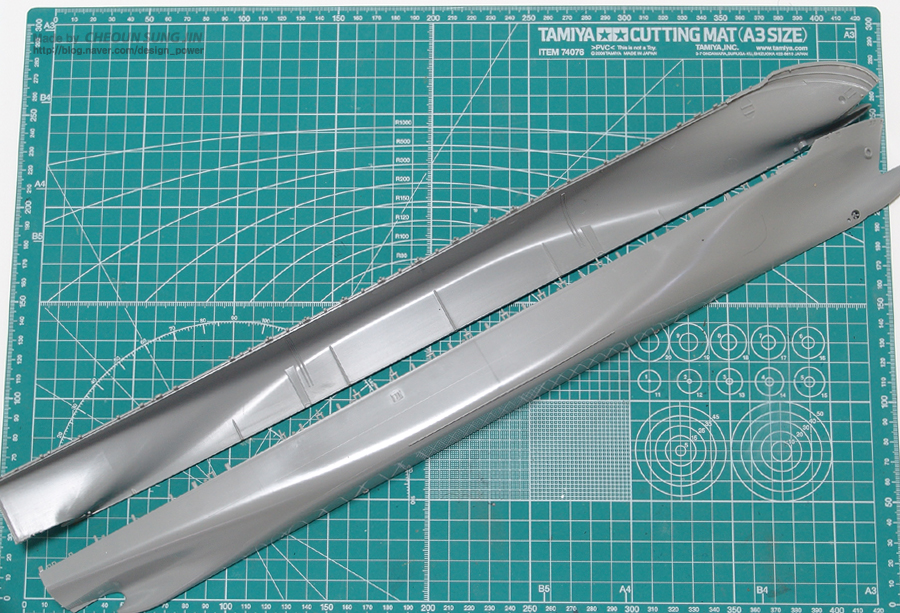 Container Ship "Colombo Express" 프라모델 모형_3.jpg