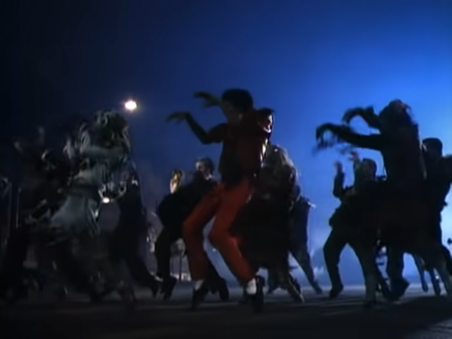 Michael Jackson - Thriller (Official Video) 9-3 screenshot.png