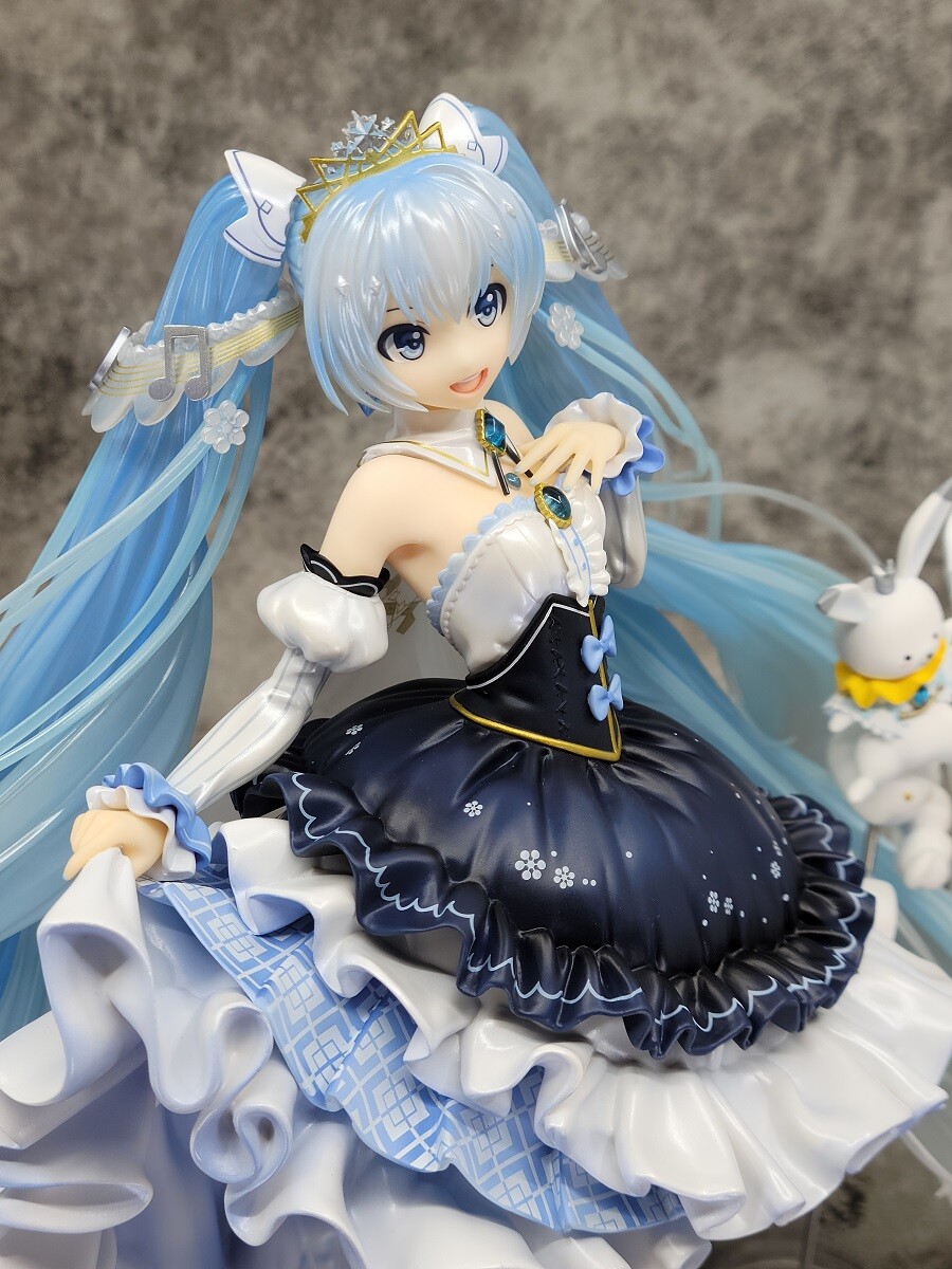 [굿스마일] 유키미쿠 2019 1/7 Snow Pricess_12.jpg