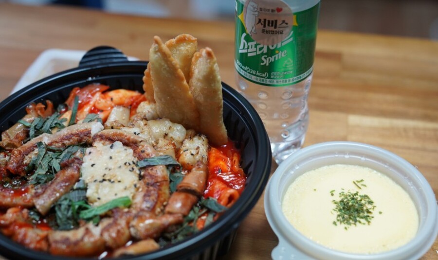 난, 배달떡볶이.. 곱창 떡볶이가 짱임.. | 유머 게시판 난, 배달떡볶이.. 곱창 떡볶이가 짱임.. | 유머 게시판 | 루리웹