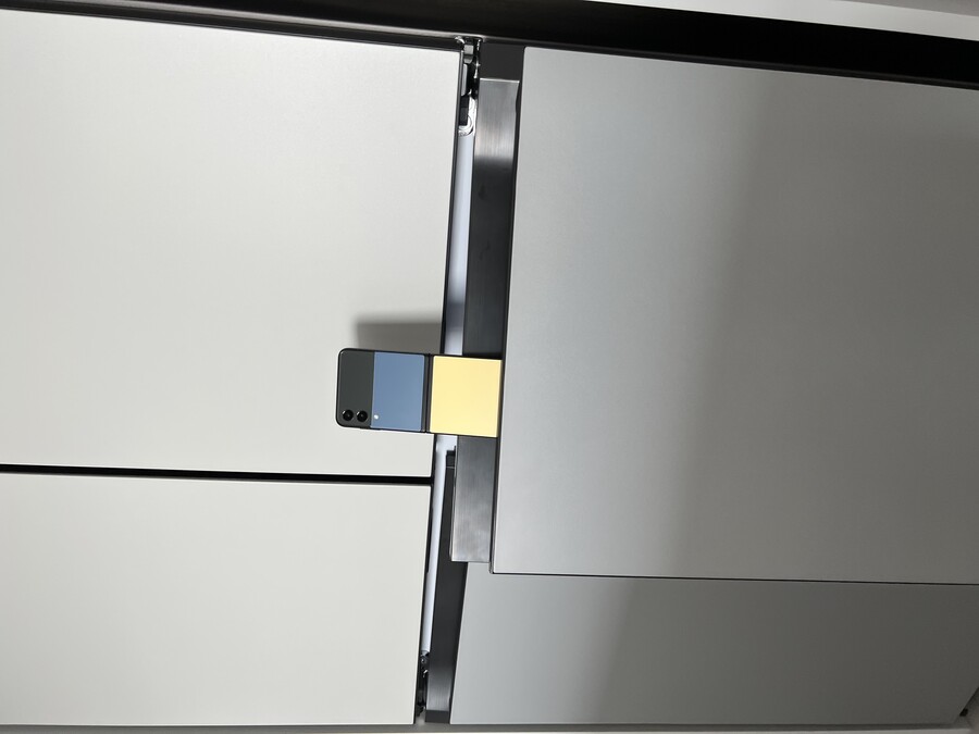 갤럭시Z플립3 비스포크 에디션(블루-엘로우) 만 하루 사용기_13.jpeg