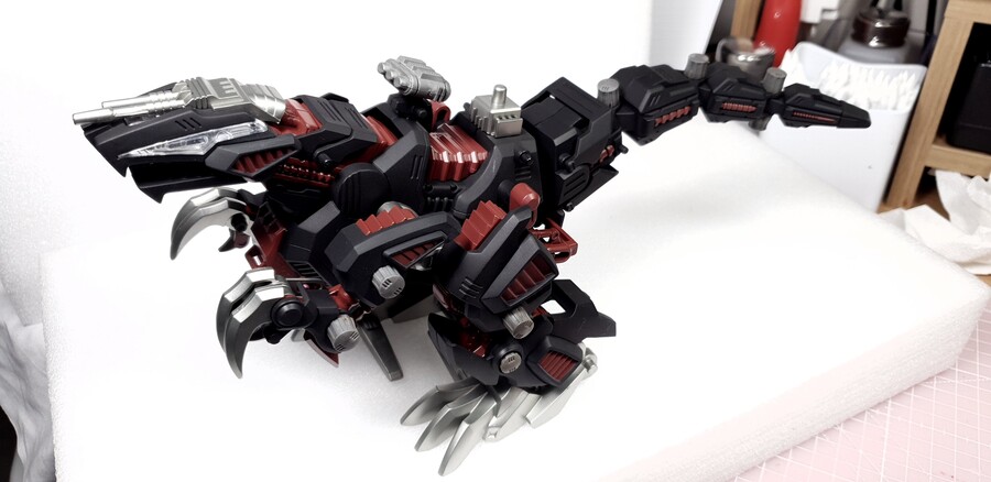 ZOIDS EZ-026 제노사우러 작업기입니다._2.jpg