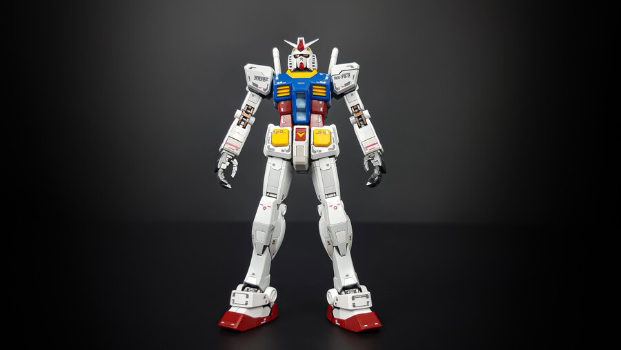 [건프라 RG 백과사전] NO.1 RX-78-2 퍼스트건담 상세리뷰 _부분도색_5.jpg