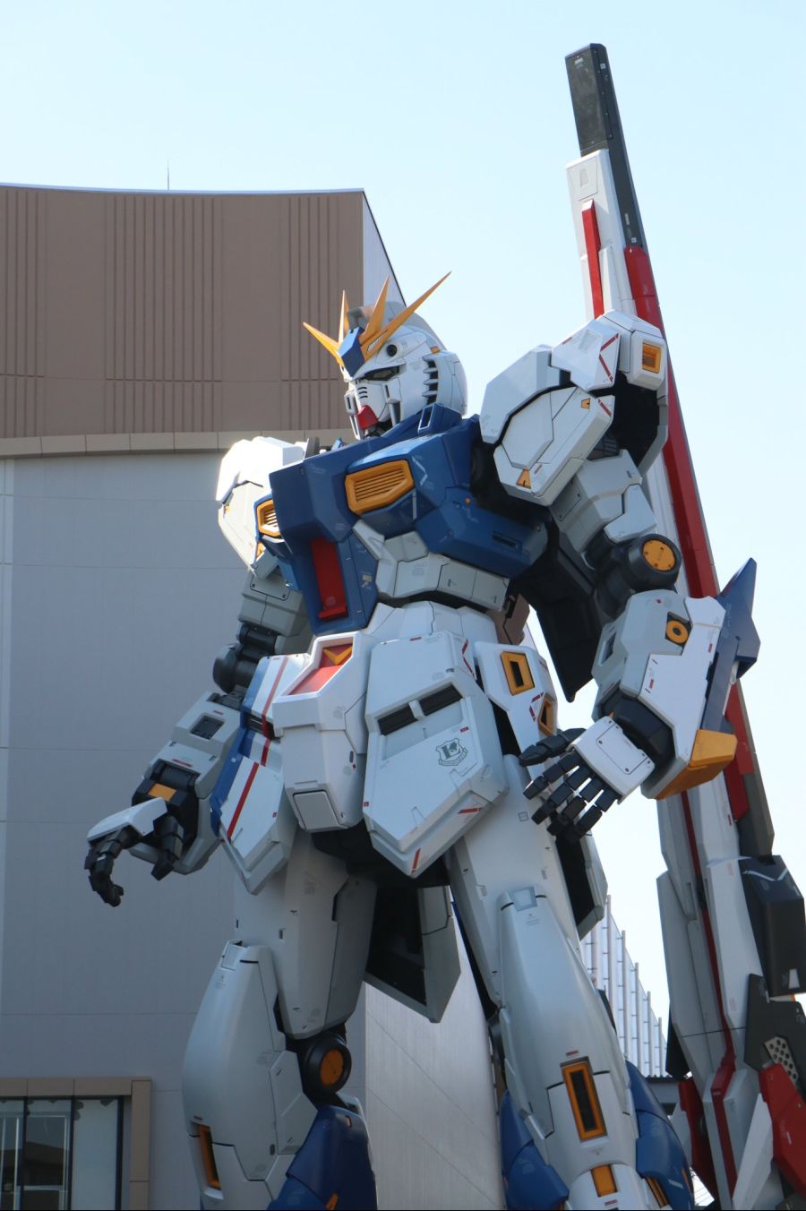 후쿠오카 1/1 뉴 건담 입상 머리 건설 사진_13.jpg
