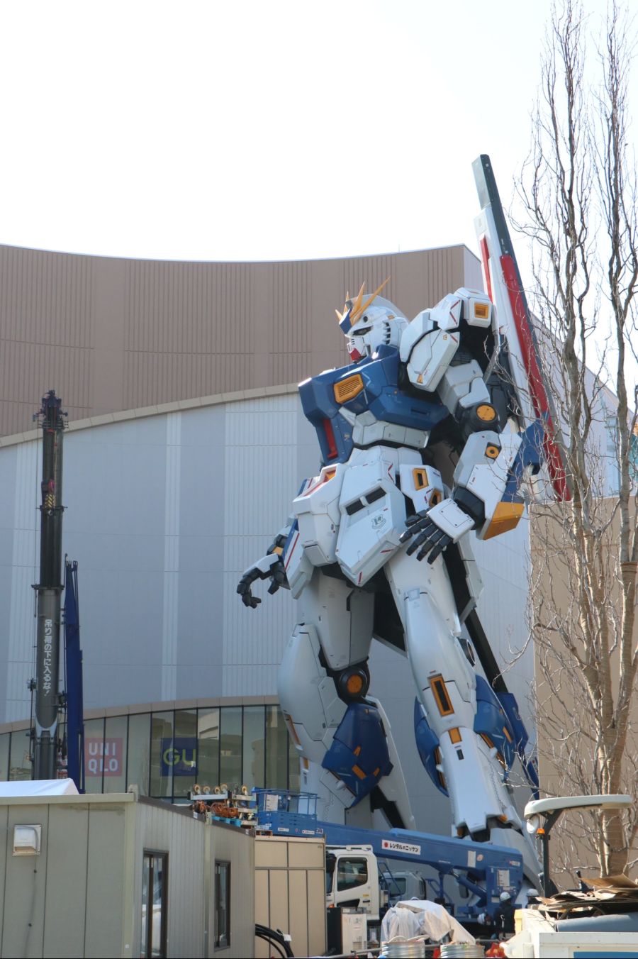 후쿠오카 1/1 뉴 건담 입상 머리 건설 사진_15.jpg