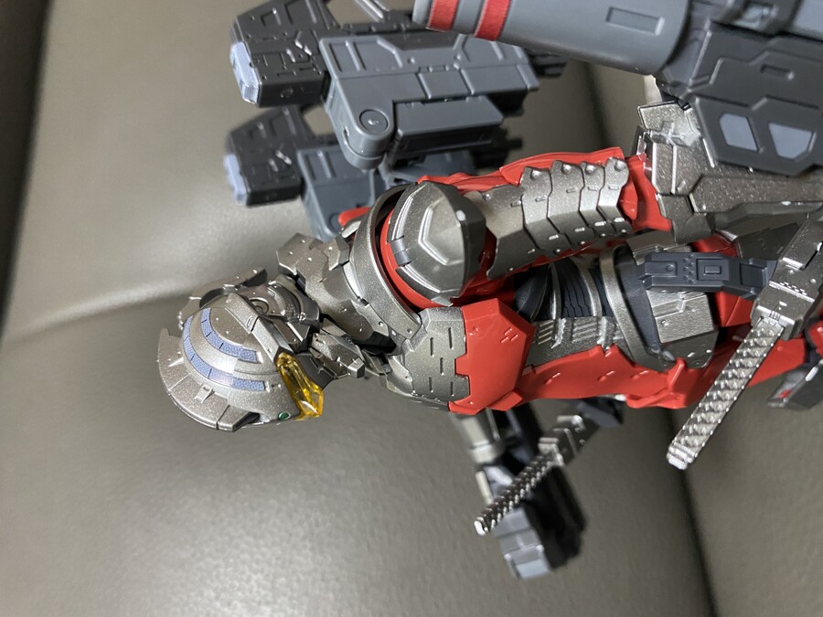 울트라맨 슈트 fully armed_5.jpeg