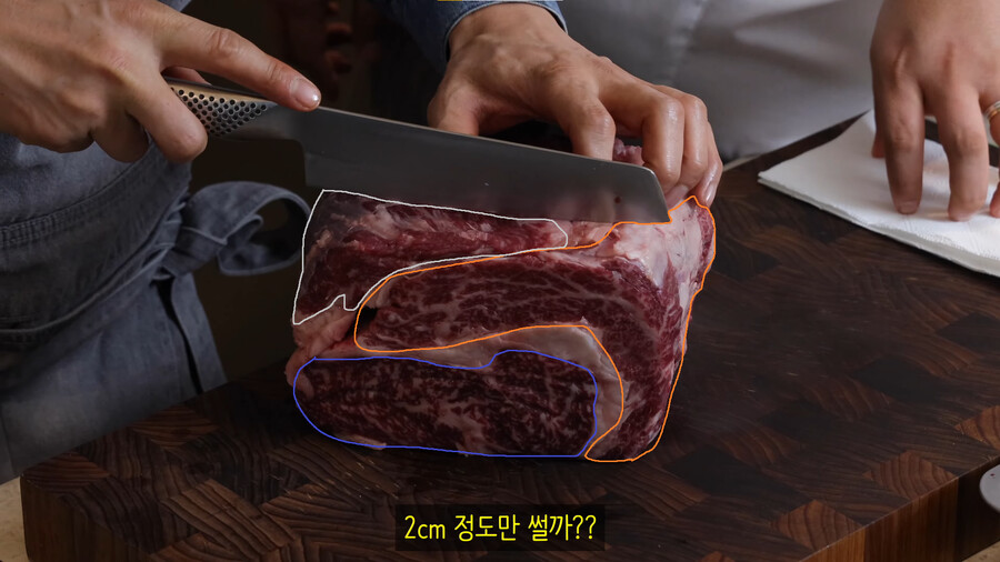 궁금한게 스테이크 이 부위는 어찌 처리함? | 유머 게시판 궁금한게 스테이크 이 부위는 어찌 처리함? | 유머 게시판 | 루리웹