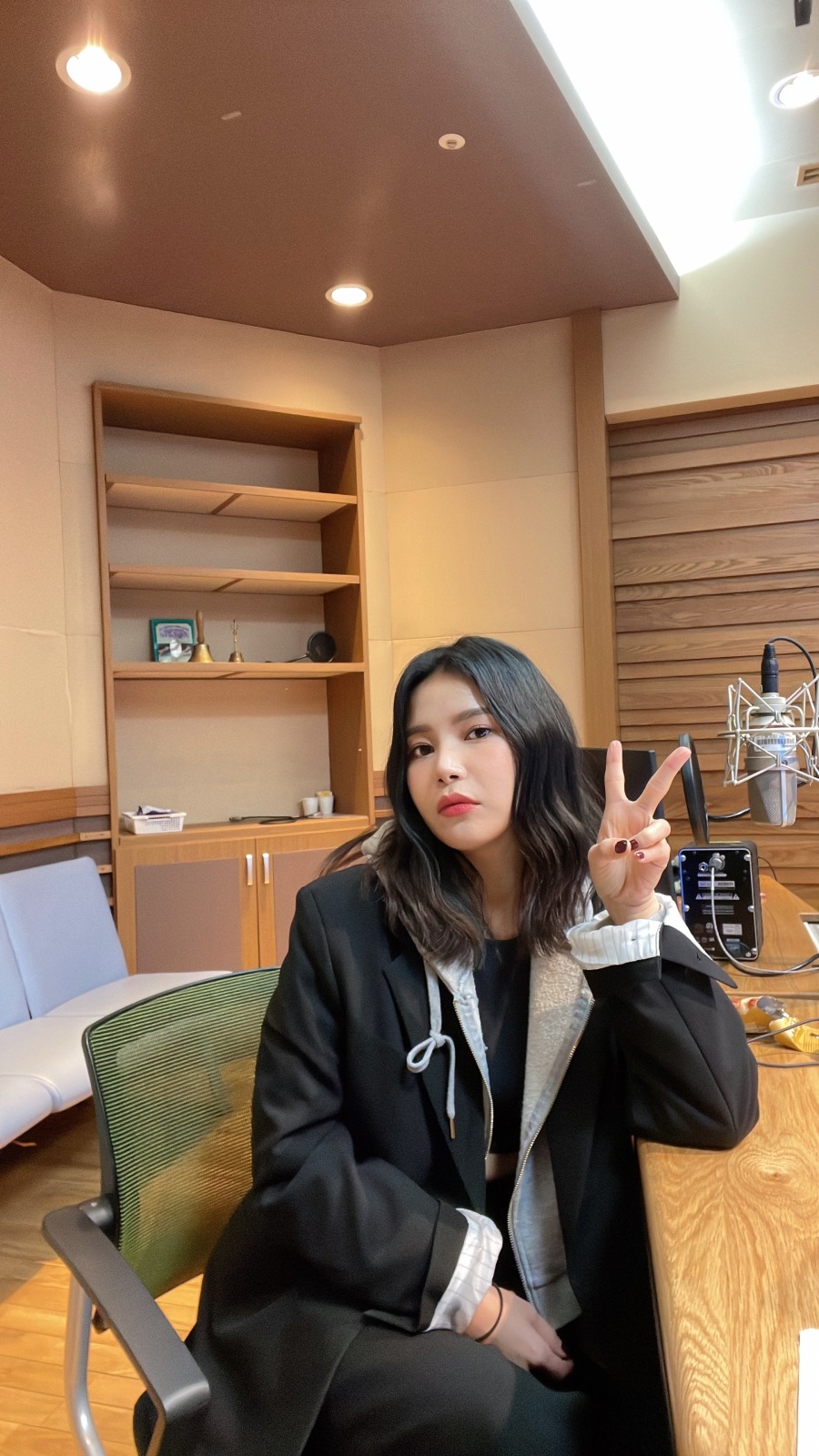 220106.솔라 22.01.06 MBC FM4U 꿈꾸는 라디오.JPG