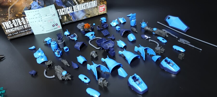 자쿠와는 다르다 자쿠와는!!_3.jpg