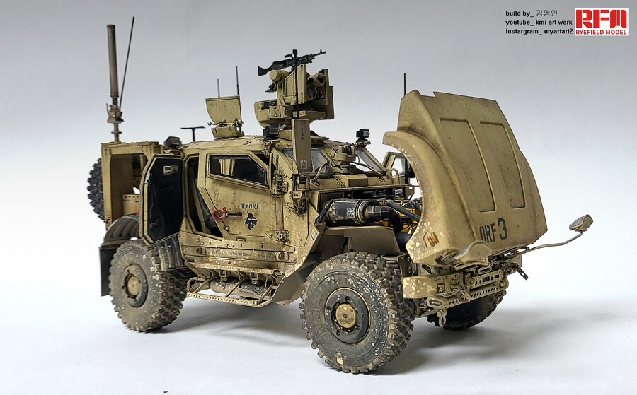 RFM 1/35 M1240A1 M-ATV(Full interior)완성_8.jpg