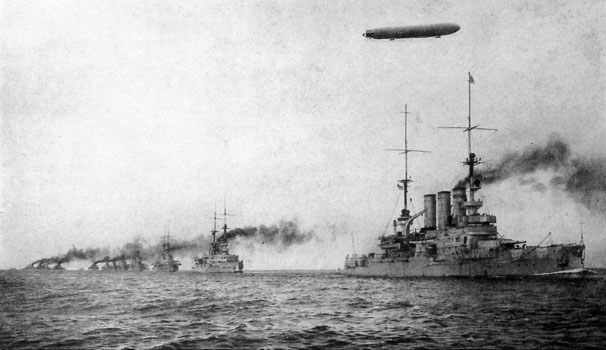 German_High_Seas_Fleet_(Hoschseeflotte)_during_World_War_I.jpg