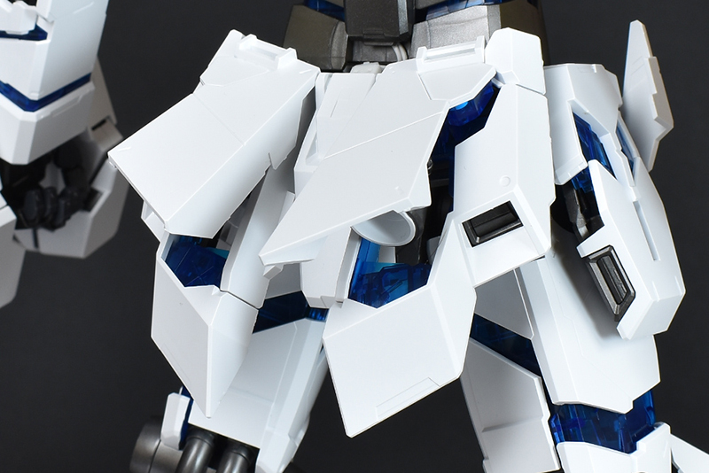 PG 유니콘 건담 퍼펙티빌리티 해외 리뷰 [디스트로이 모드] (스크롤 주의)_18.jpg