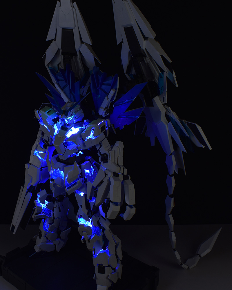 PG 유니콘 건담 퍼펙티빌리티 해외 리뷰 [디스트로이 모드] (스크롤 주의)_122.jpg