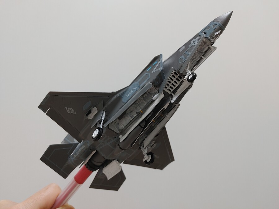 아카데미 1/72 F-35B 라이트닝 II 입니다_5.jpg