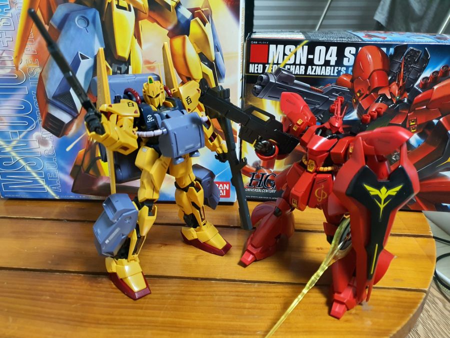 샤아 2기체 (MG 백식&밸류트 시스템, HGUC 사자비) 조립했네요_7.jpg