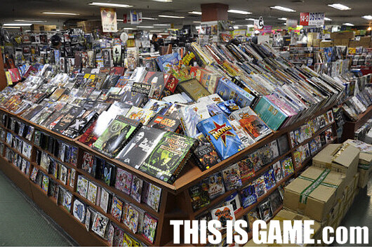 용산 최후의 PC게임 패키지 매장_4.jpg