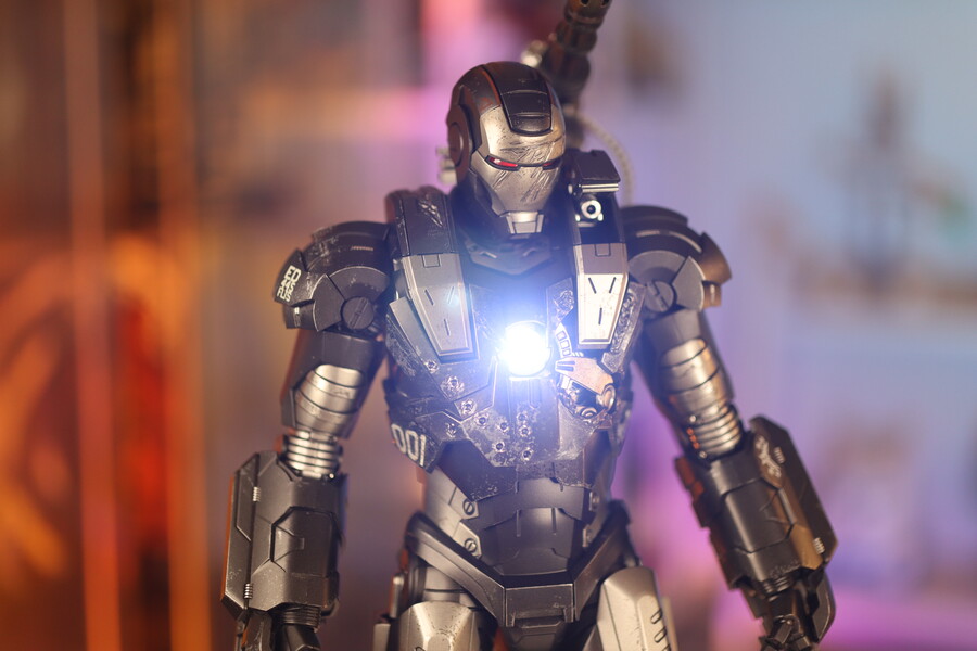 핫토이 워머신 마크1_1.jpeg