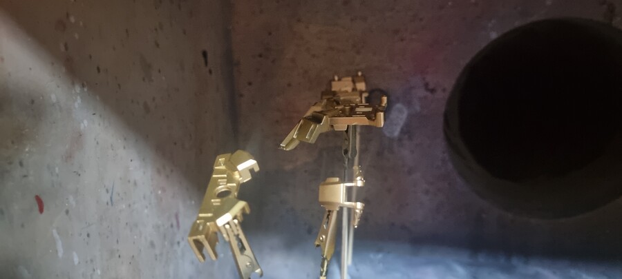 FSS 1/100 나오골 스커트 부분 입니다_5.jpg