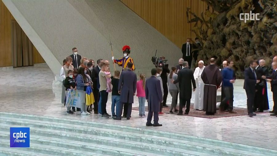 교황님 근황.news (feat. 우크라이나)_8.jpg