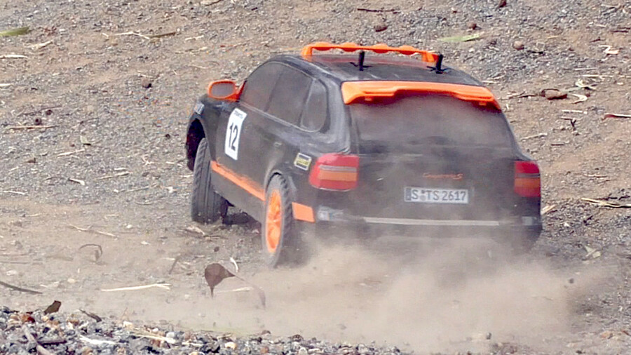 포르쉐 카이엔S 트랜시베리아 랠리 2007 타미야 DF-01 주행_3.jpg