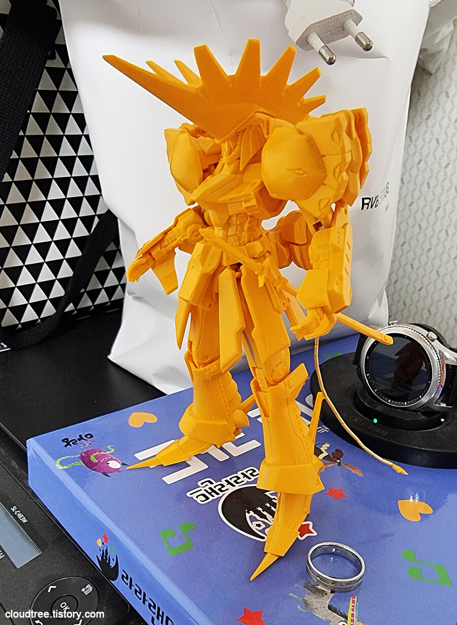 WAVE 1/144 K.O.G AT - 파트락쉐 미라지_2.jpg
