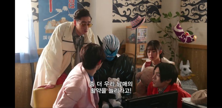 [가면라이더 리바이스] 사람 5명 + 악마 1명이 모일때 발생하는 일_12.jpg