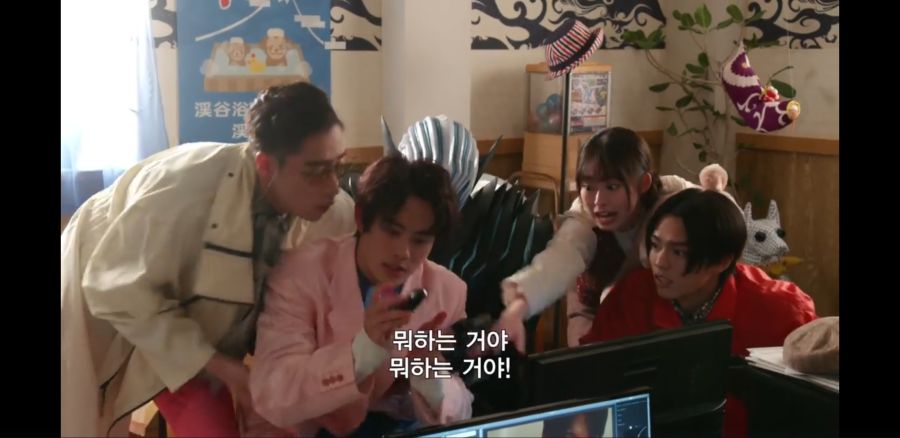 [가면라이더 리바이스] 사람 5명 + 악마 1명이 모일때 발생하는 일_15.jpg