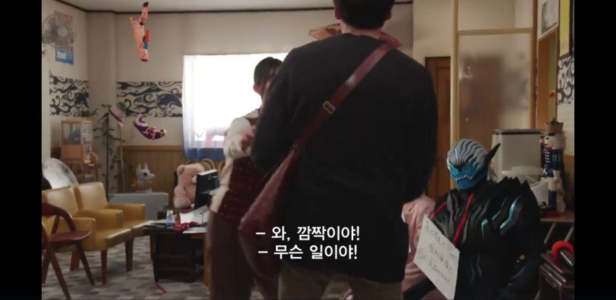 [가면라이더 리바이스] 사람 5명 + 악마 1명이 모일때 발생하는 일_29.jpg