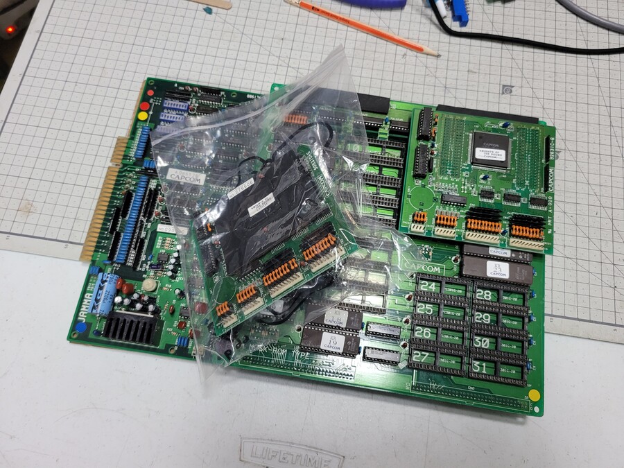 Knights of the round 원탁의 기사 오락실 기판을 살려보자!_3.jpg