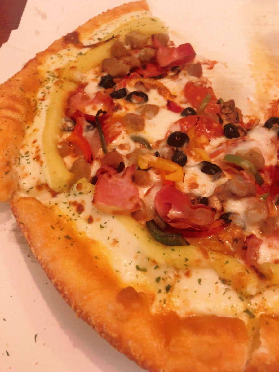 피자헛 수퍼슈프림 리치골드 피자_4.jpg