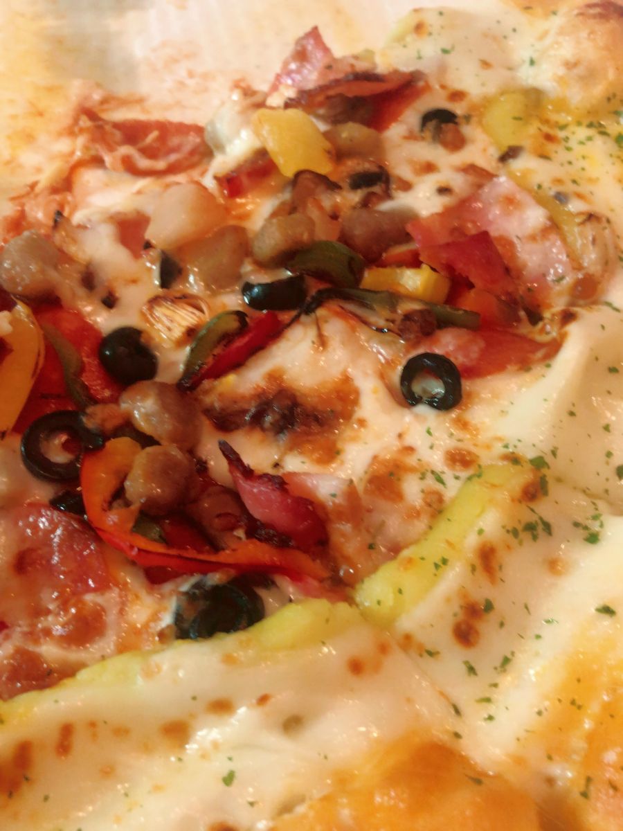 피자헛 수퍼슈프림 리치골드 피자_6.jpg