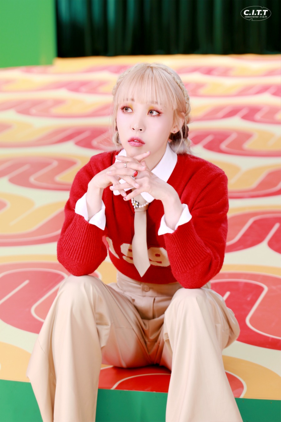220430.Moon Byul 2nd Single Album [C.I.T.T (Cheese in the Trap)] BEHIND 15.jpg
