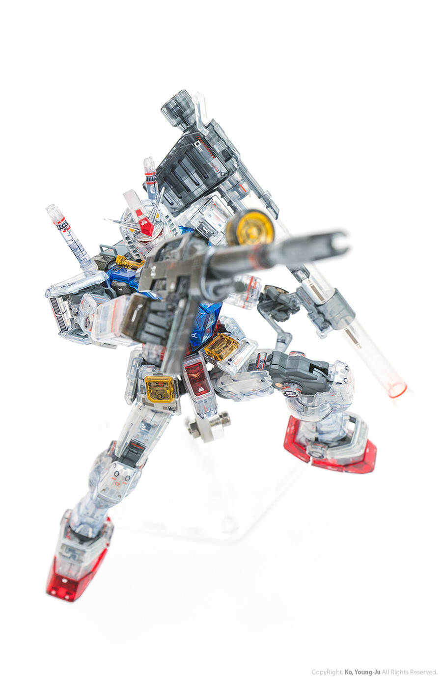 MG 퍼스트 건담 3.0 클리어 컬러 (RX-78-2 Gundam) 리뷰_47.jpg