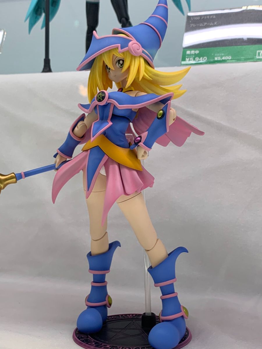 [코토부키야] 크로스 프레임 걸 블랙 매지션 걸 전시 사진_8.jpg