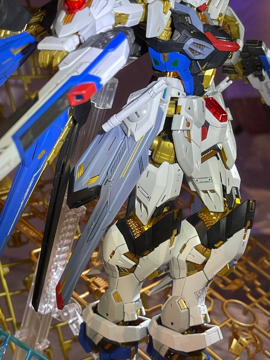 [반다이] MGEX 스트라이크 프리덤 건담 전시사진_11.jpg