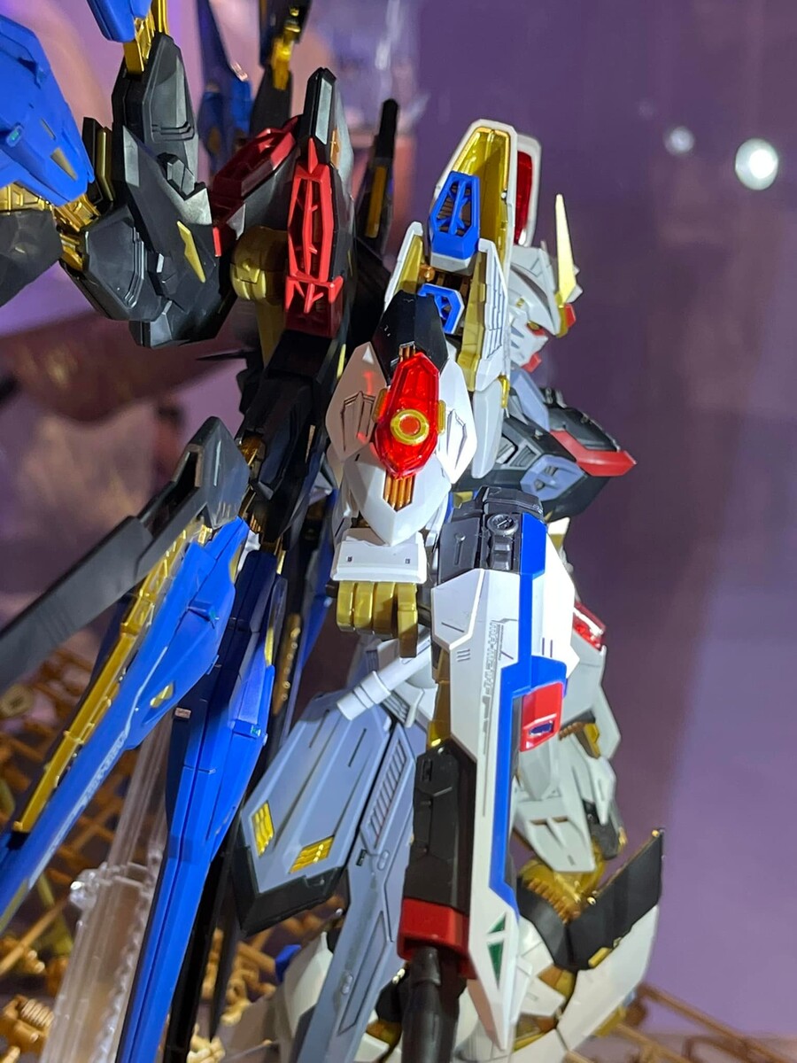 [반다이] MGEX 스트라이크 프리덤 건담 전시사진_14.jpg