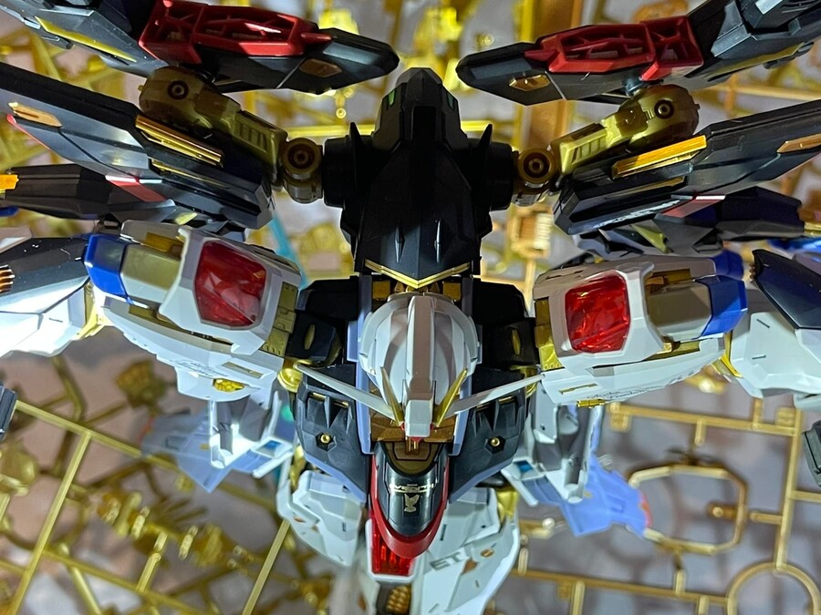 [반다이] MGEX 스트라이크 프리덤 건담 전시사진_25.jpg