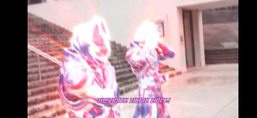 [가면라이더 리바이스] 기파드 렉스 얼티메이트 리바이스_42.jpg