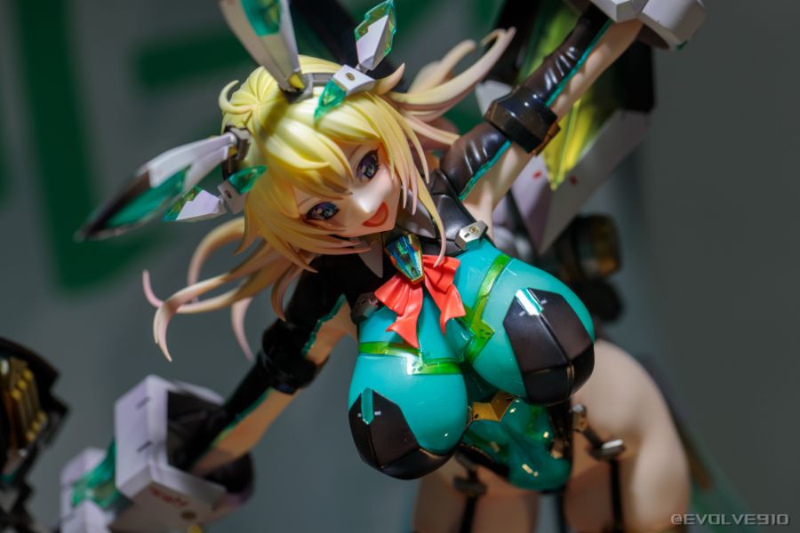 [Vertex] 오빗 걸즈 - 피오나 풀문 전시 사진_23.jpg